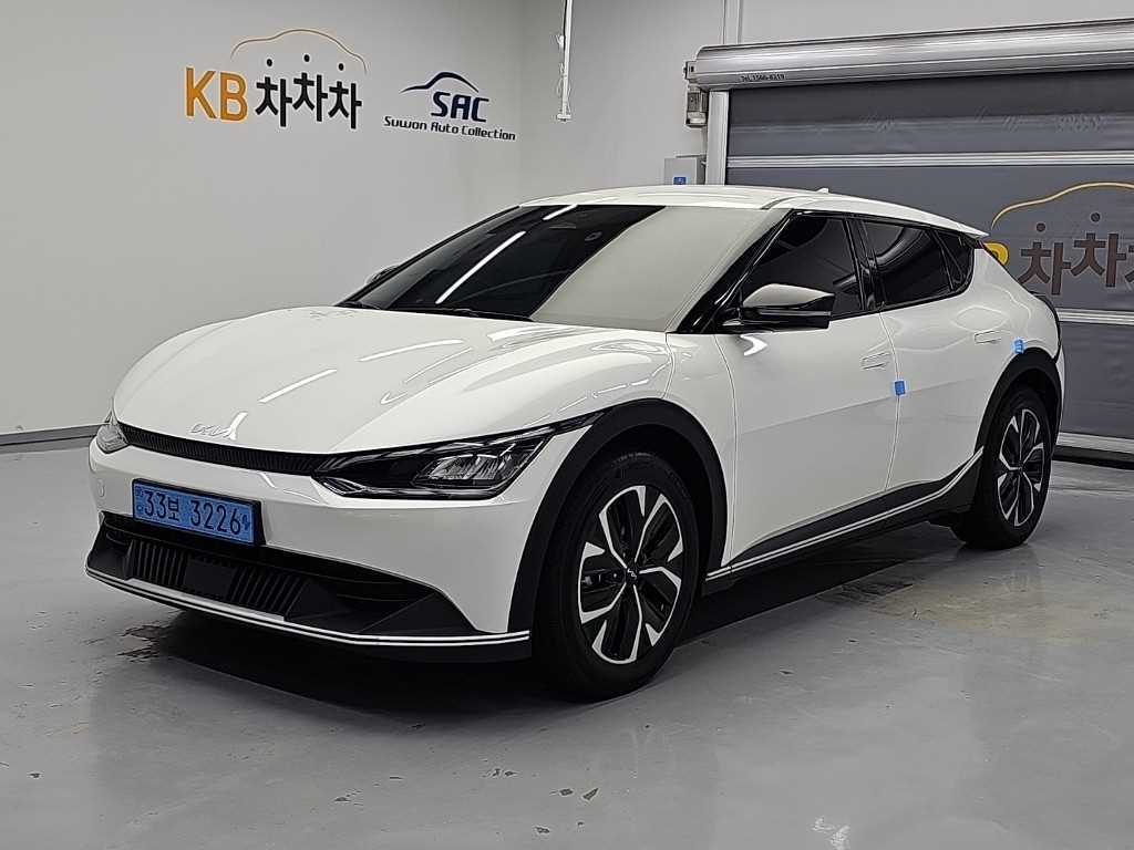 기아 EV6 롱레인지 에어 사진