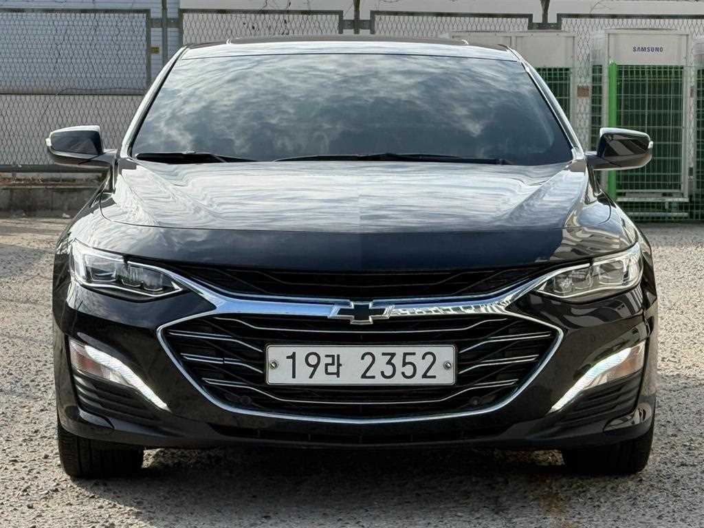 쉐보레 말리부 가솔린 1.3 E-터보 퍼펙트 블랙 프리미어 사진