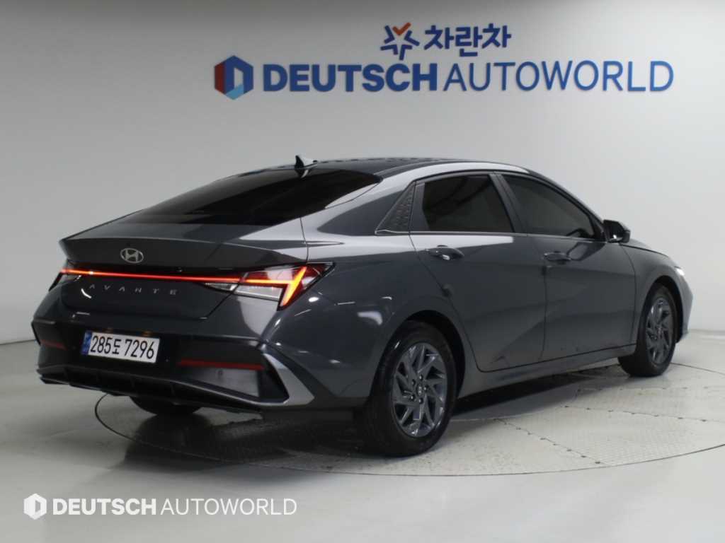 현대 아반떼 1.6 가솔린 인스퍼레이션 사진 2/20