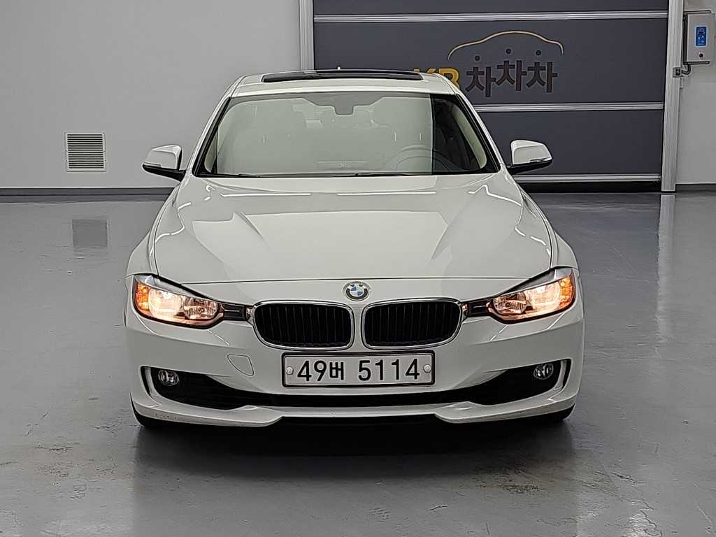 BMW 3시리즈 328i 사진 2/19