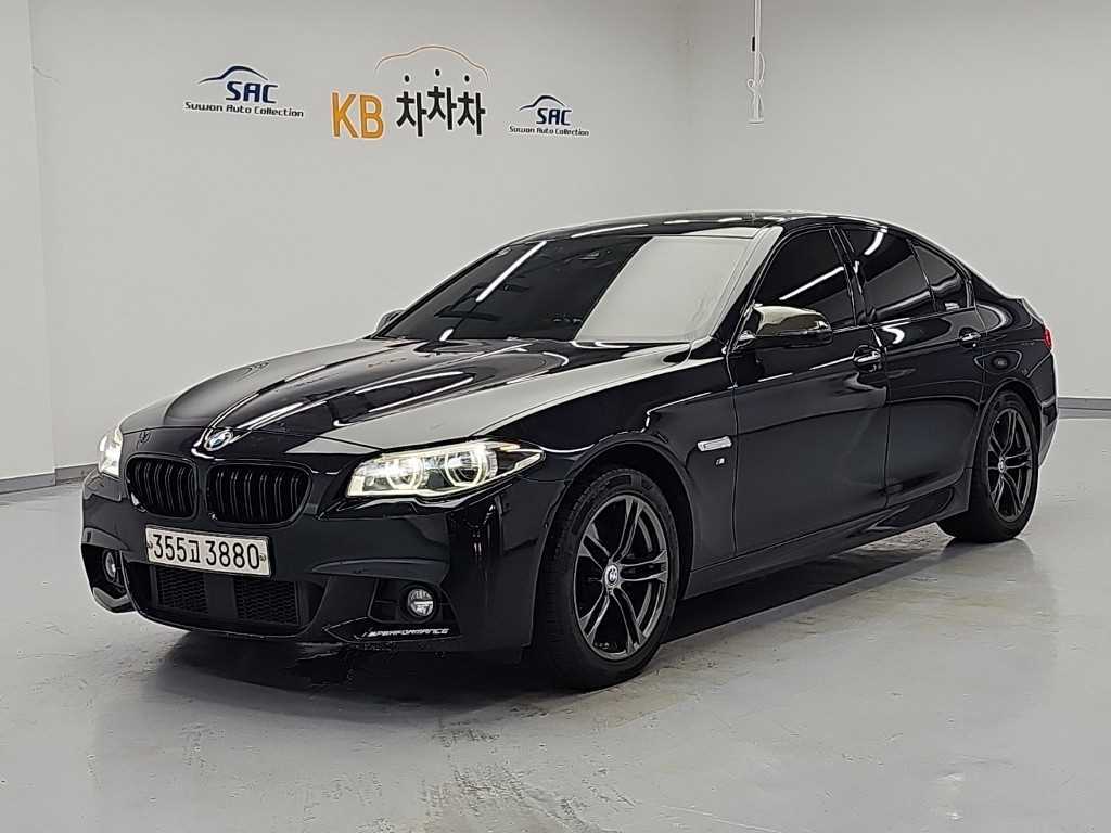 BMW 5시리즈 520d xDrive M 에어로다이나믹 프로 사진
