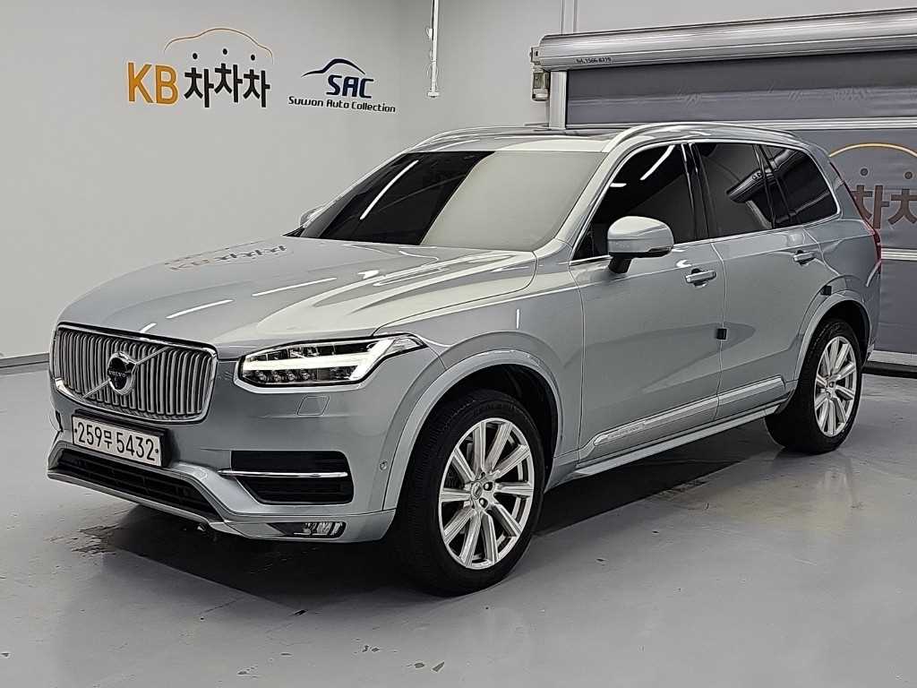볼보 XC90 2.0 T6 AWD 인스크립션 사진