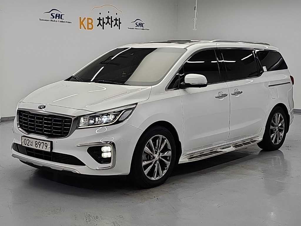 기아 카니발 디젤 7인승 리무진 프레지던트 사진