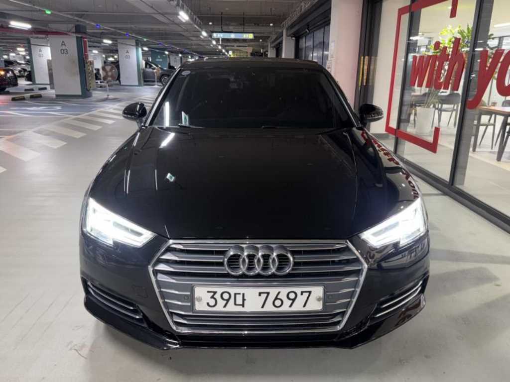 A4 (B9) 30 TDI 프리미엄 2018년식