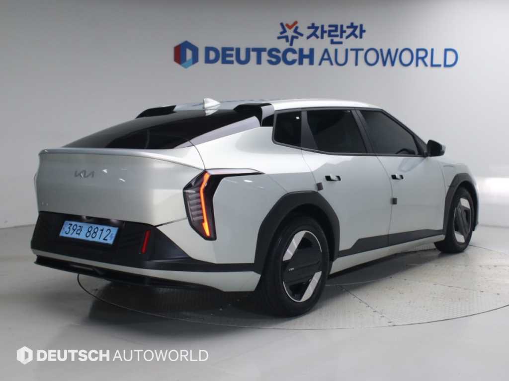 기아 EV4 롱레인지 2WD 에어 사진 2/20