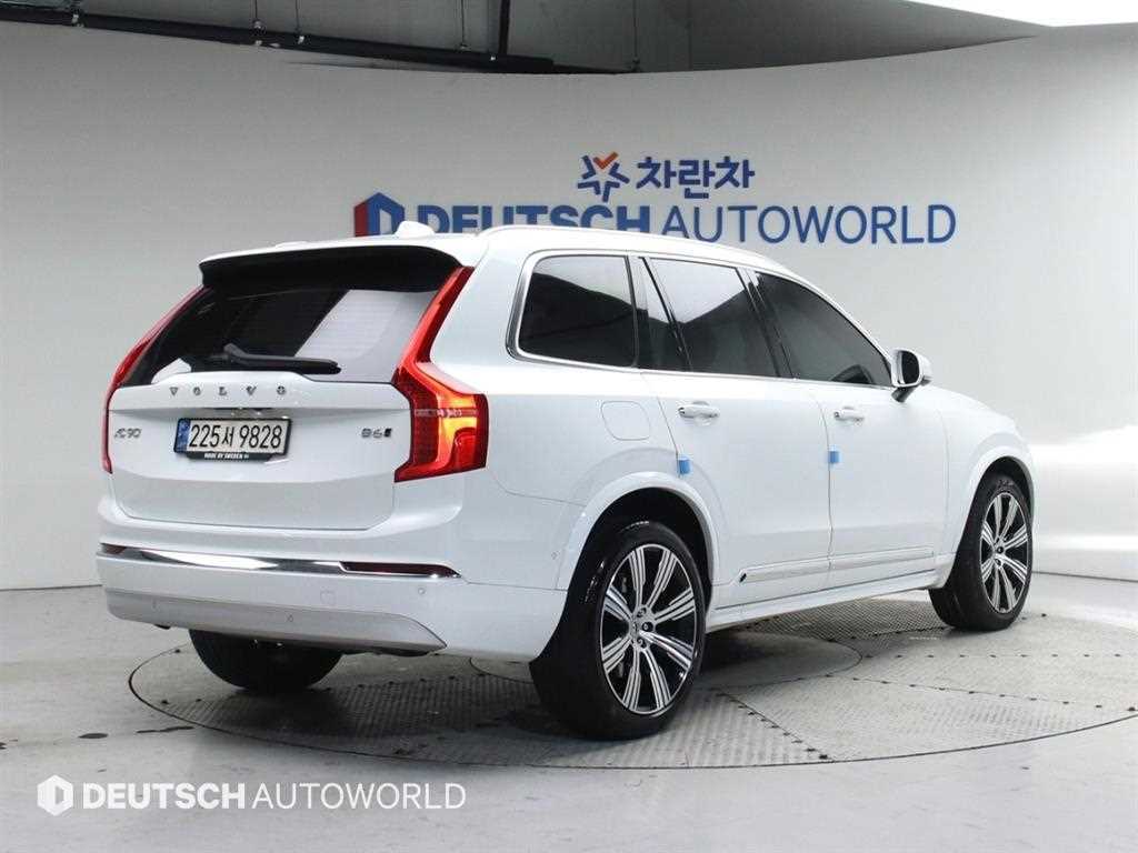 볼보 XC90 2.0 B6 AWD 인스크립션 사진 2/20
