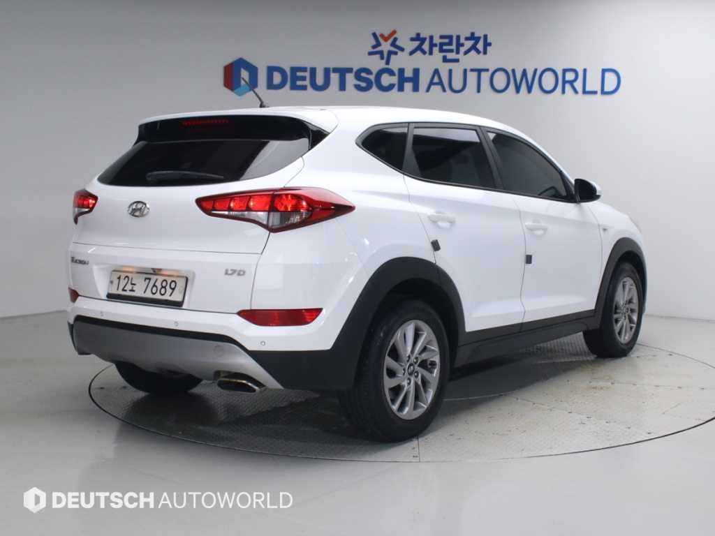 현대 투싼 디젤 1.7 2WD 스타일 사진 2/20