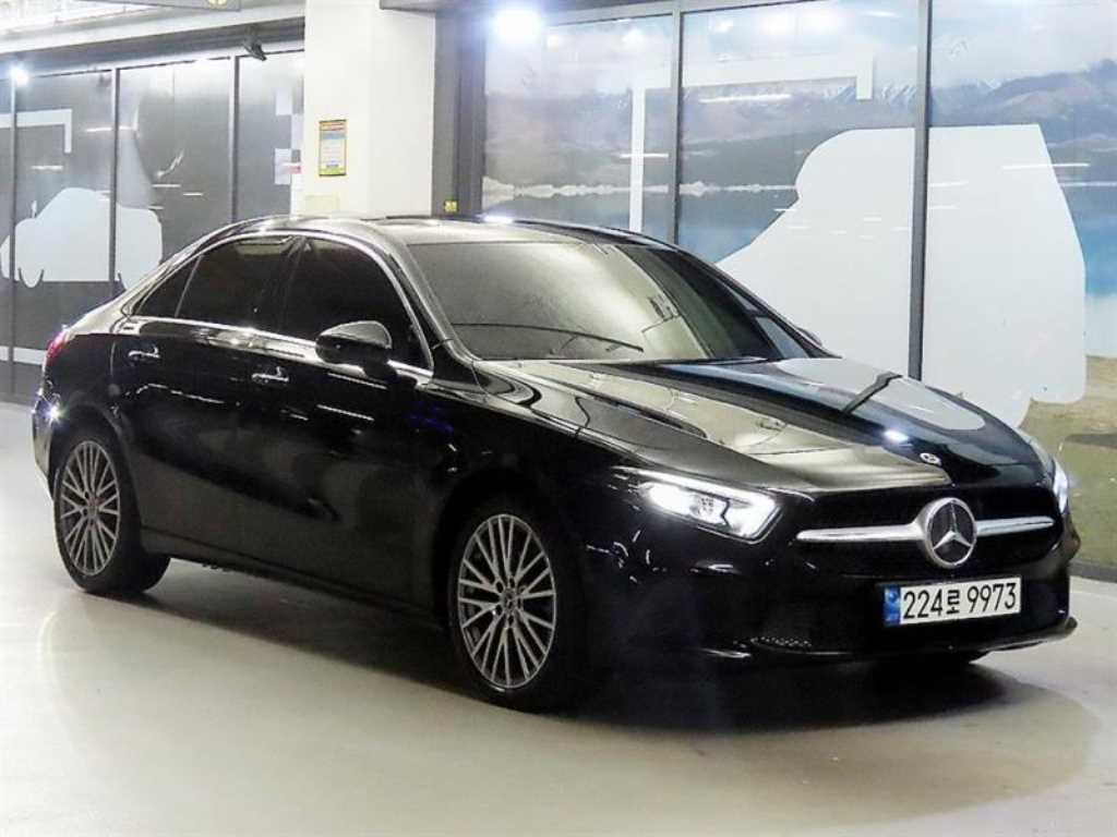 A클래스 W177 A250 4MATIC 세단 2021년식