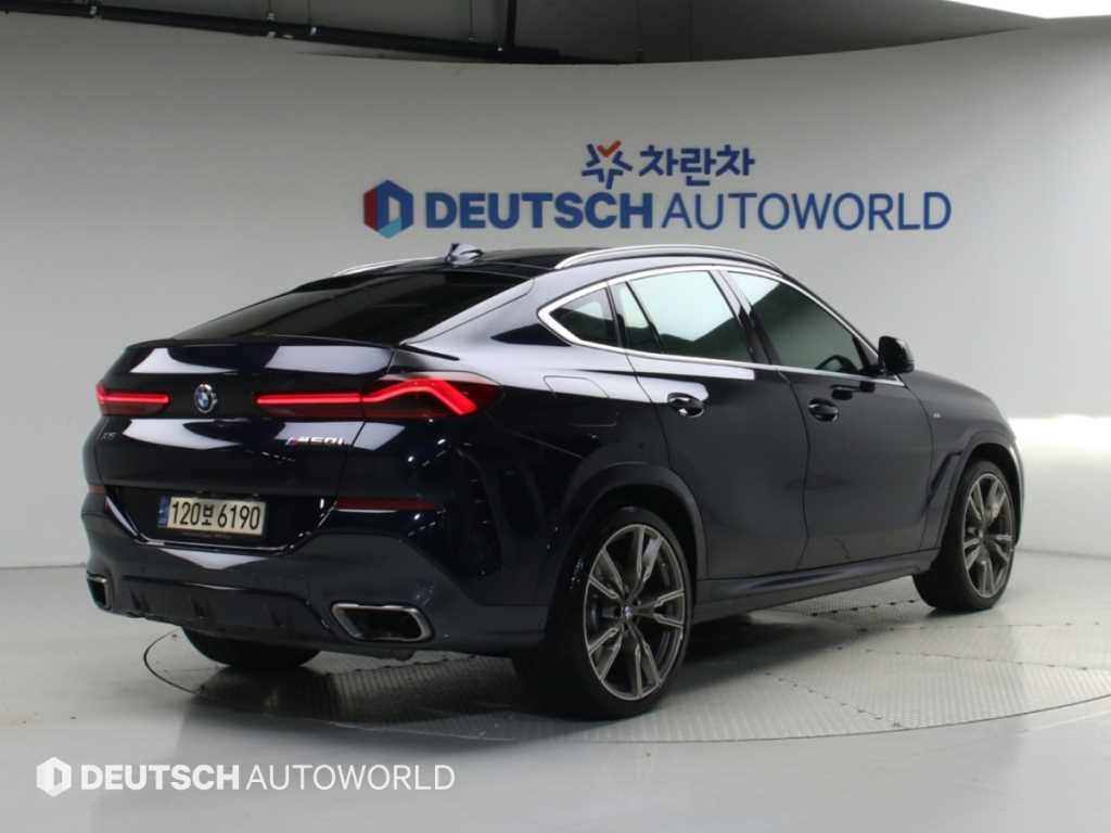 BMW X6 M50i 사진 2/20