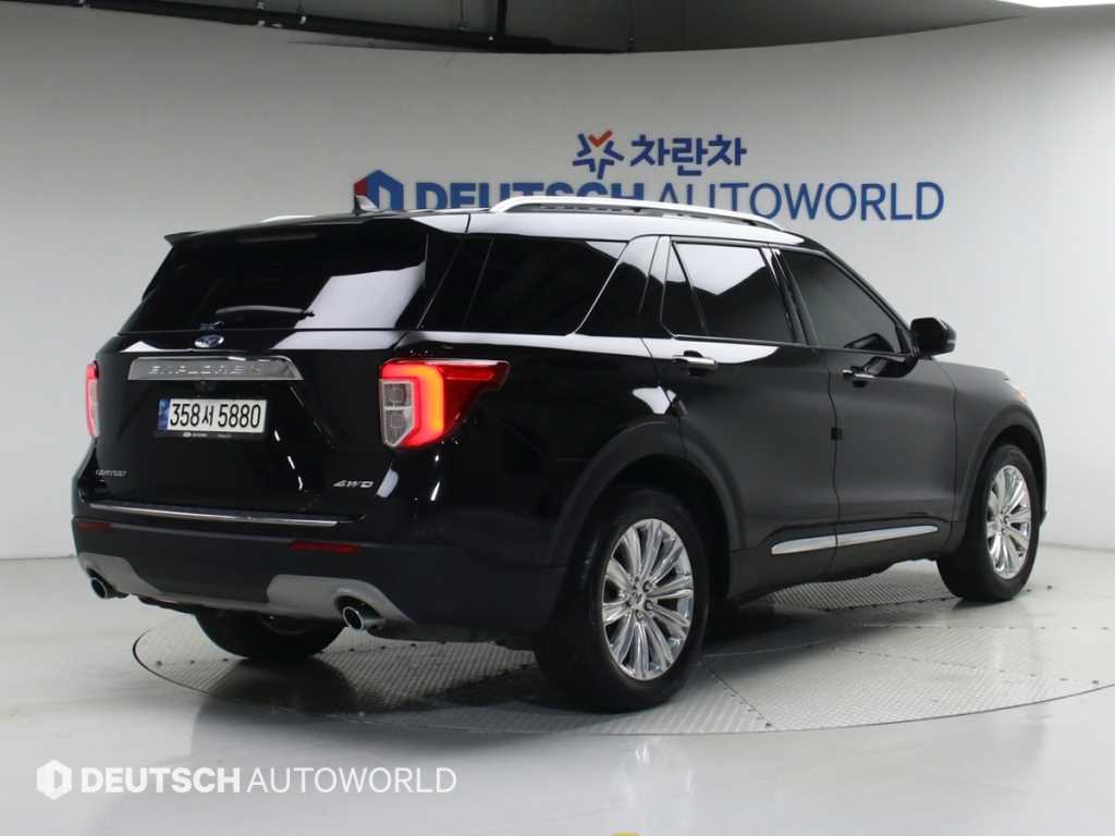 포드 익스플로러 2.3 AWD 리미티드 사진 2/20