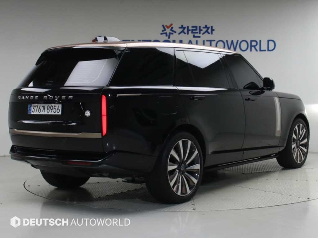 랜드로버 레인지로버 4.4 P615 LWB 사진 2/20