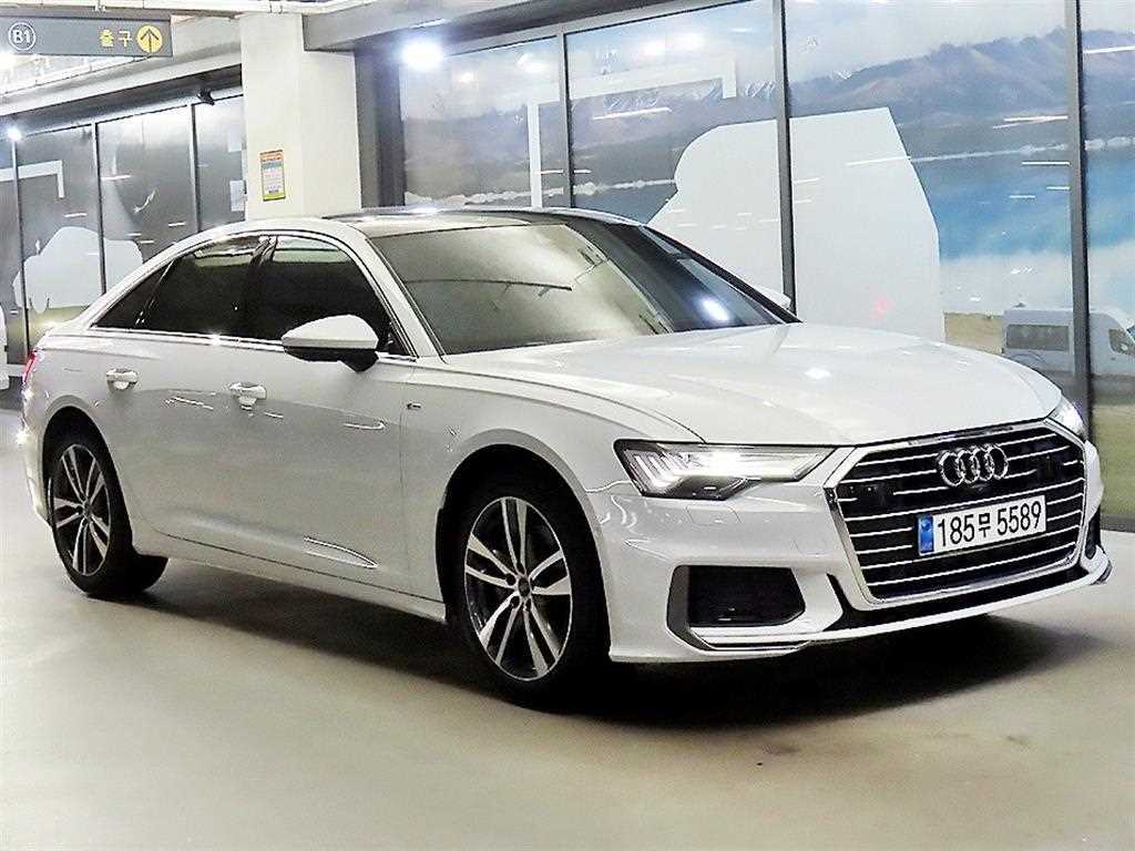 아우디 A6 45 TFSI 프리미엄 사진