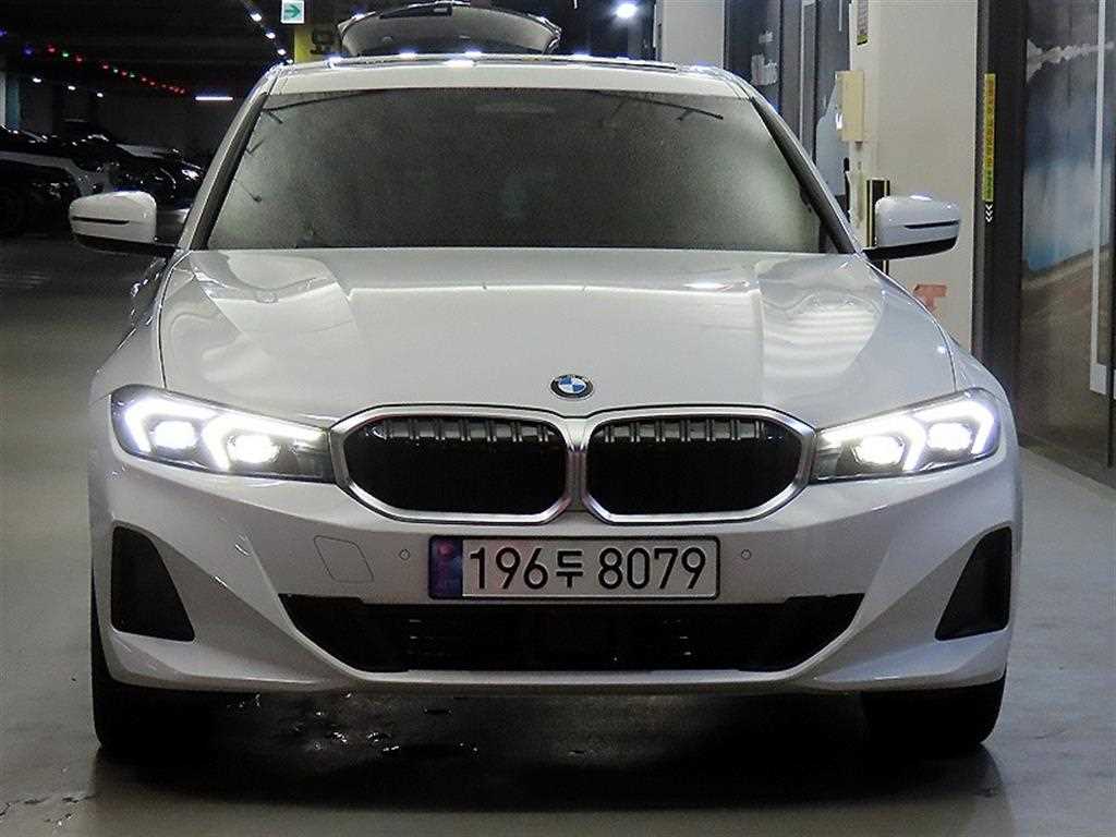 BMW 3시리즈 320i 사진 2/20