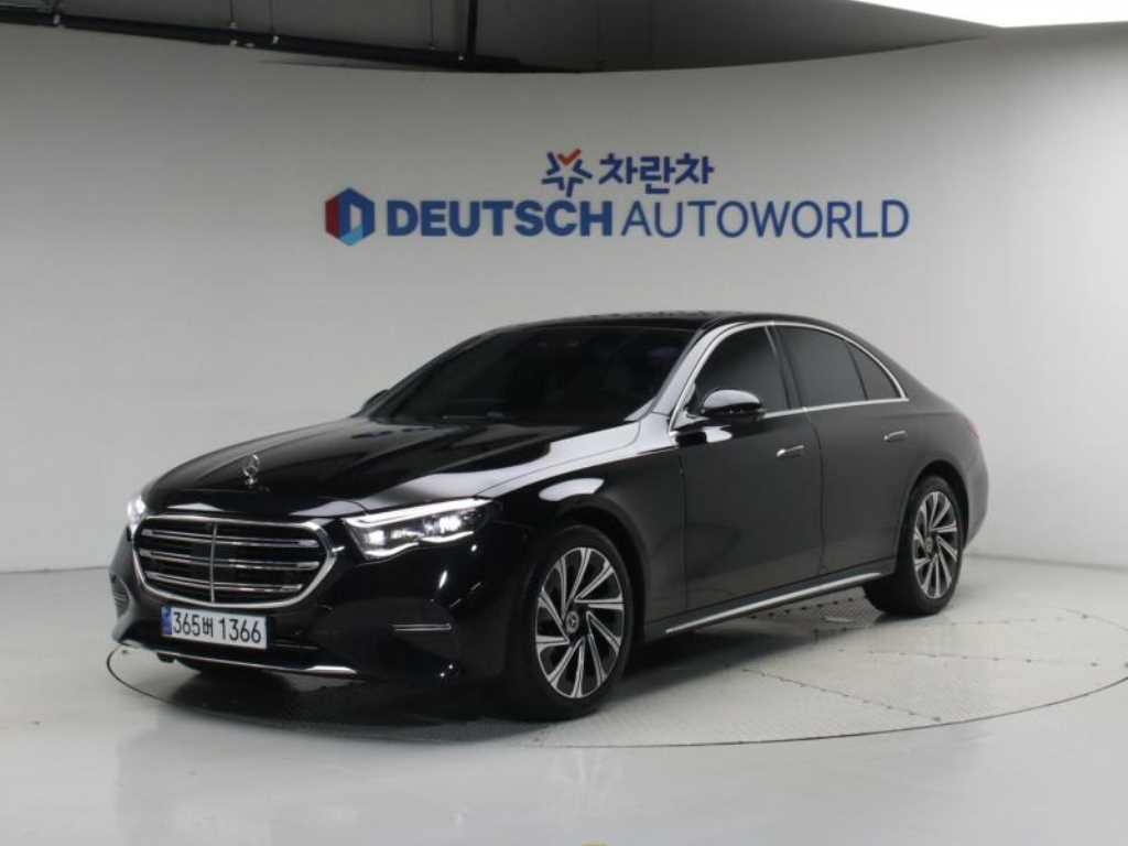 벤츠 E 클래스 E300 4MATIC 익스클루시브 사진