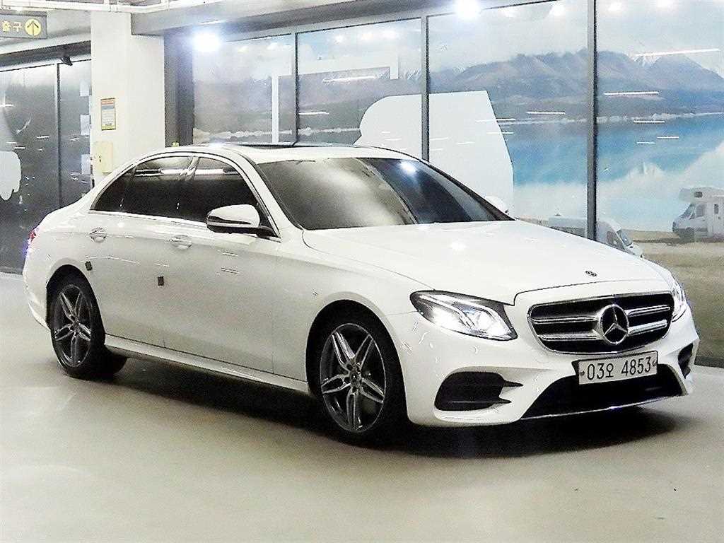 E-클래스 W213 E300 AMG LINE 2019년식