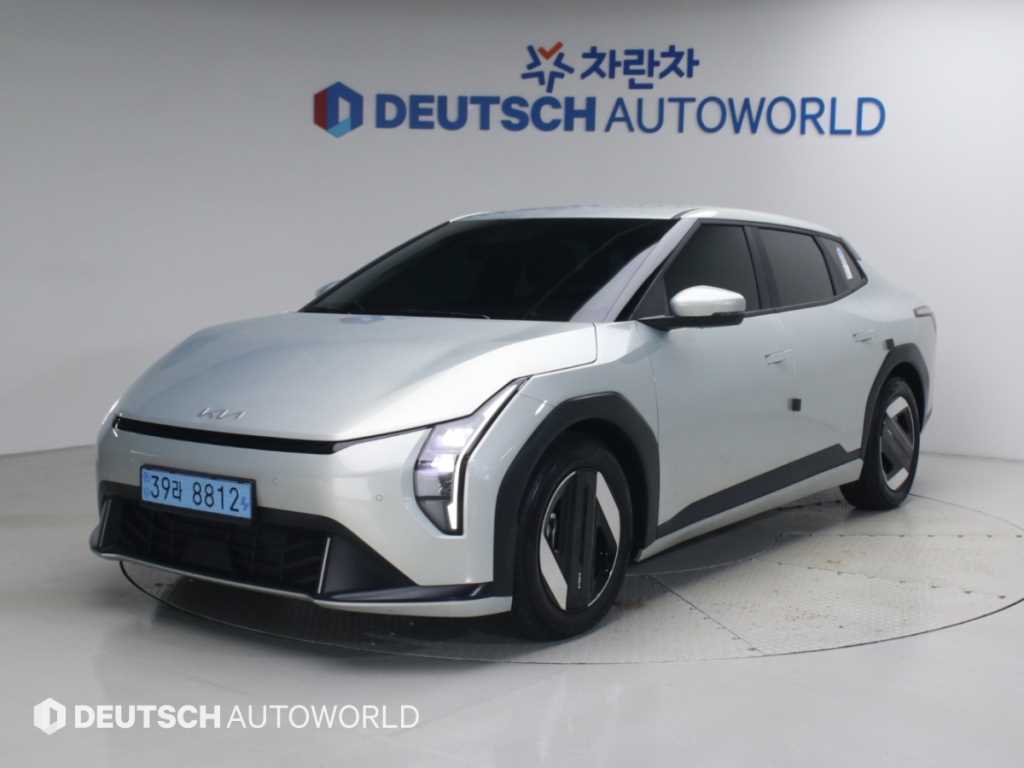 기아 EV4 롱레인지 2WD 에어 사진