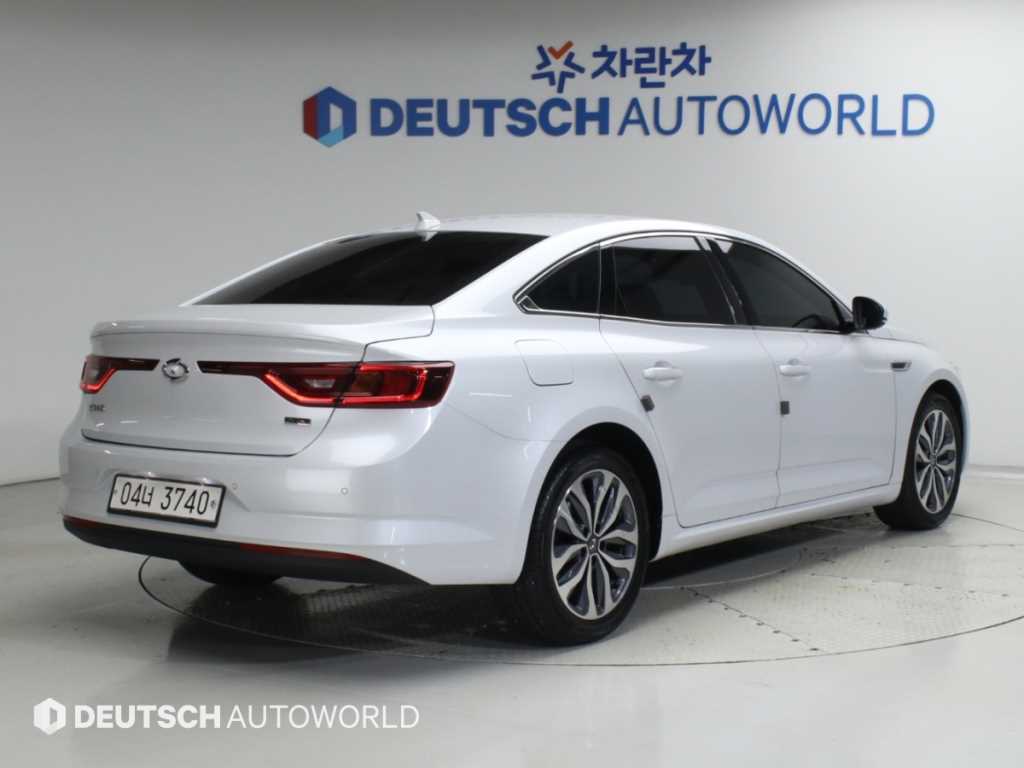 르노코리아 SM6 가솔린 2.0 GDe SE 사진 2/20