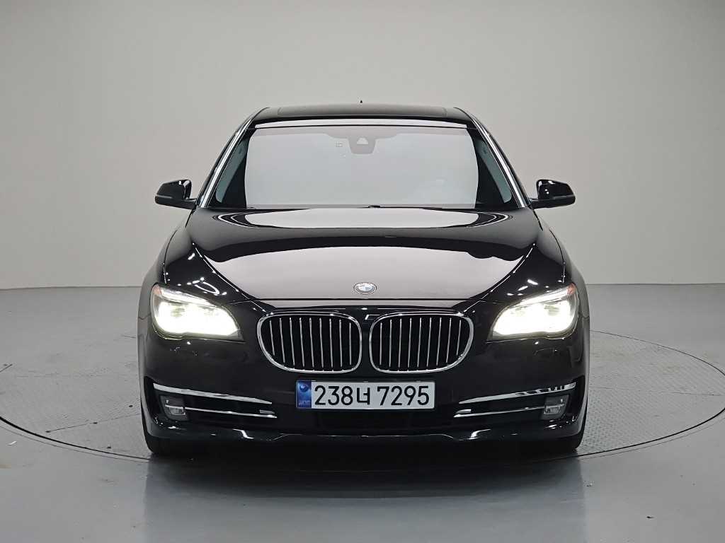 BMW 7시리즈 750 Li xDrive B&O 에디션 사진 2/19