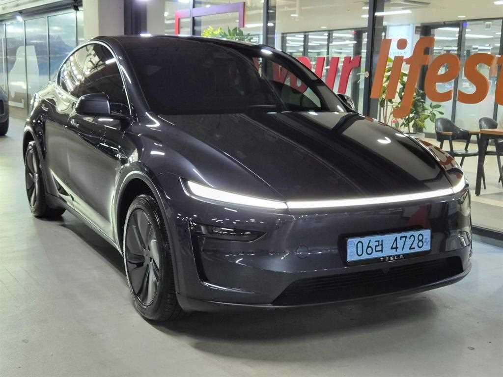 모델 Y RWD 2025년식