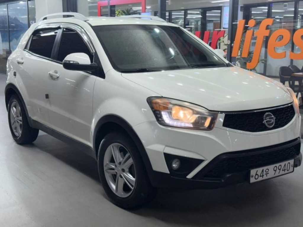 KGM 코란도 2WD 2.0 CVT 고급형 사진 2/20