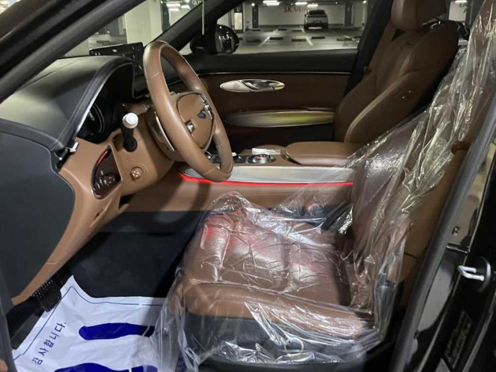 GV70 2.5T 가솔린 AWD 기본형 2023년식