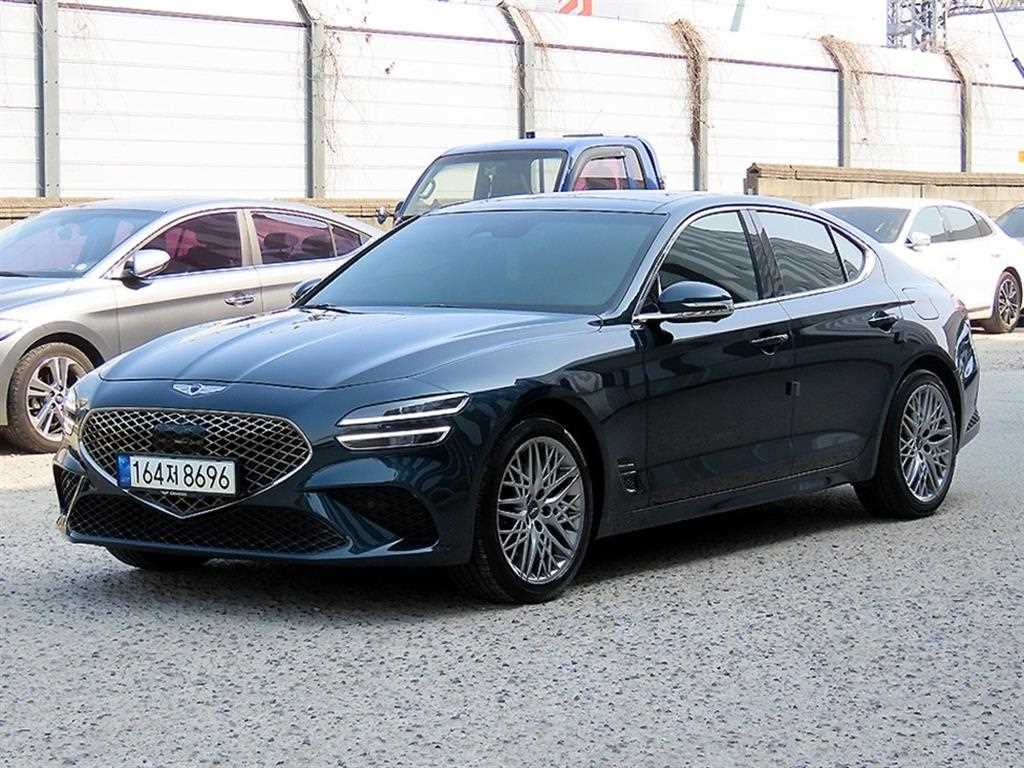 제네시스 G70 가솔린 2.0T 4WD 사진 2/20