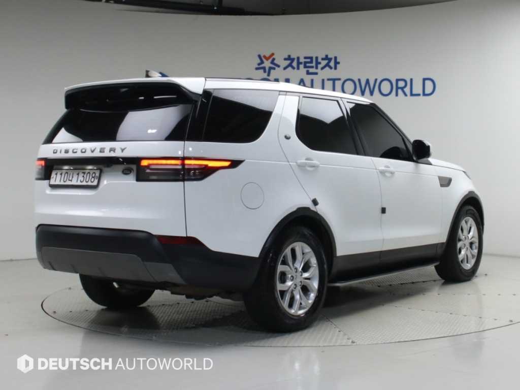 랜드로버 디스커버리 2.0 SD4 SE 사진 2/20