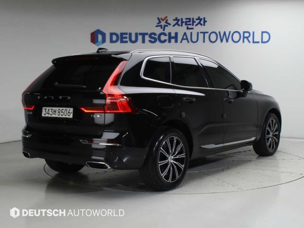 볼보 XC60 T6 AWD 인스크립션 사진 2/20