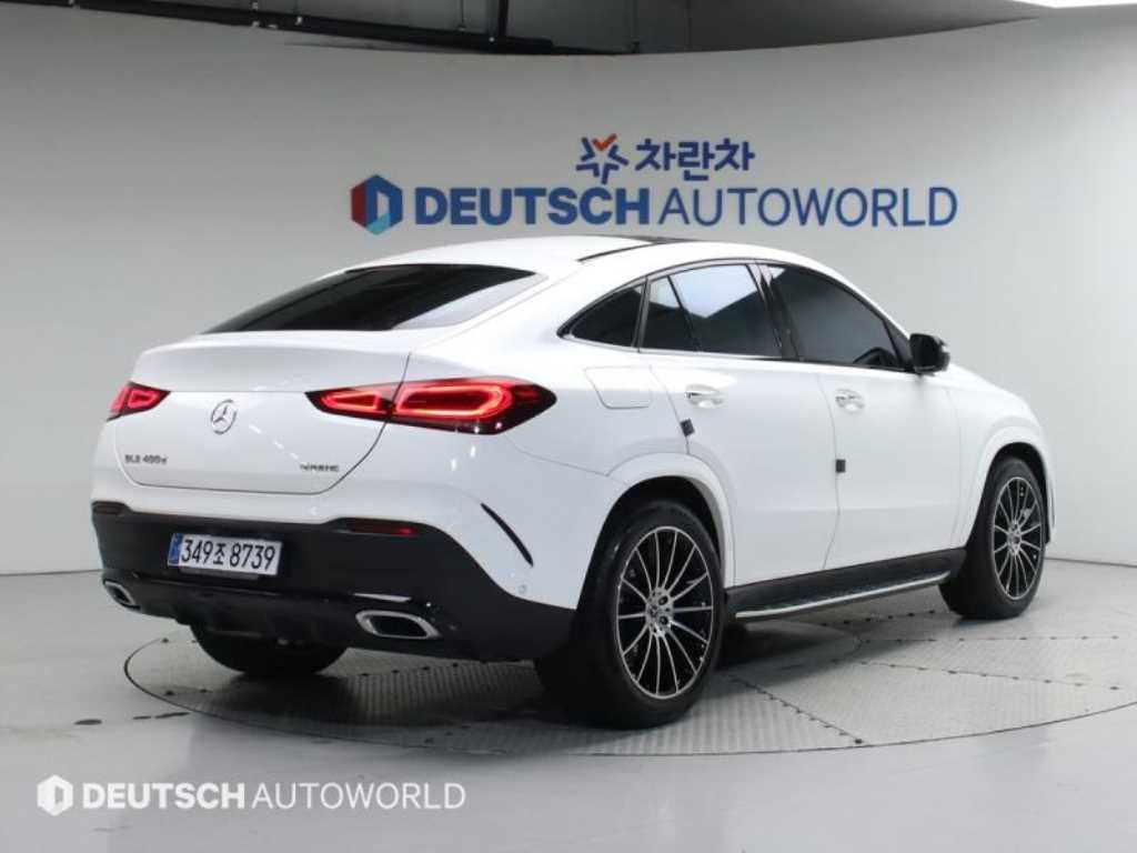벤츠 GLE 클래스 GLE 400d 4MATIC 쿠페 사진 2/20