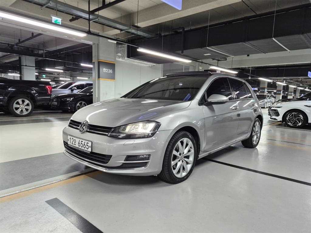 폭스바겐 골프 2.0 TDI 사진