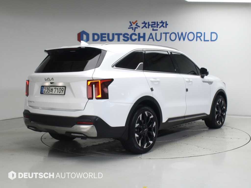 기아 쏘렌토 가솔린 2.5T 2WD 시그니처 사진 2/20