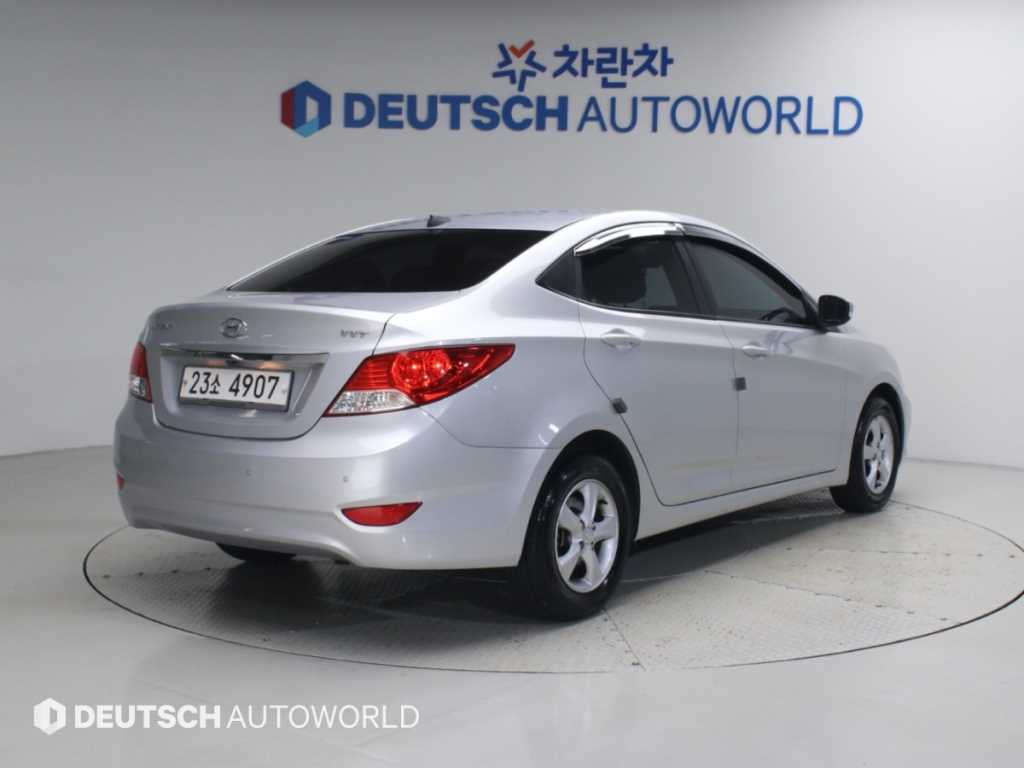 현대 엑센트 1.4VVT 모던 사진 2/20