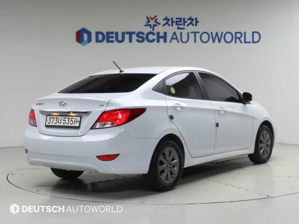 현대 엑센트 1.4VVT 모던 사진 2/20