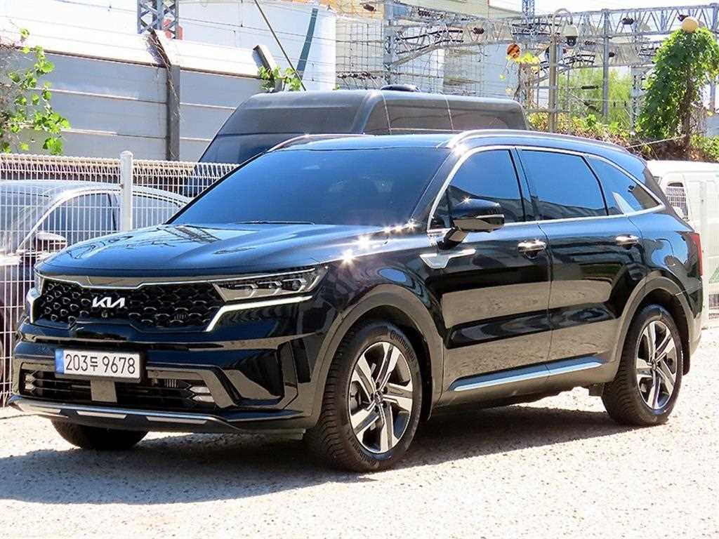 기아 쏘렌토 HEV 1.6 2WD 시그니처 사진 2/20