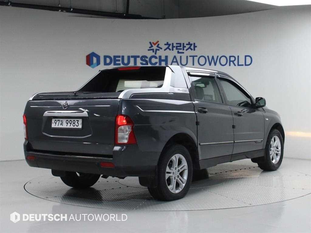 KGM 코란도 디젤 4WD CX7 패션 사진 2/20