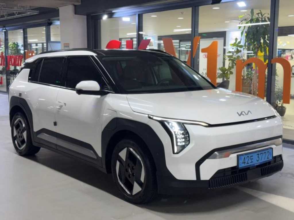 기아 EV3 롱레인지 2WD 어스 사진 2/20