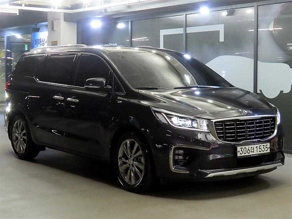 더 뉴 카니발 디젤 9인승 노블레스 스페셜 2020년식