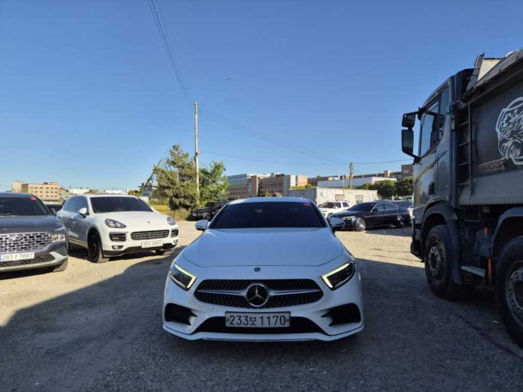 벤츠 CLS 클래스 CLS 450 4MATIC AMG Line 사진 2/10