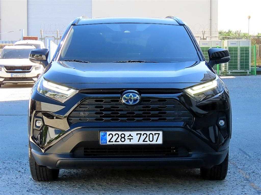 토요타 라브4 2.5 2WD 하이브리드 XLE 사진
