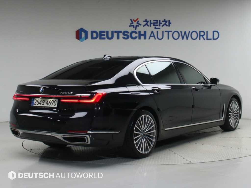 BMW 7시리즈 730Ld xDrive 디자인 퓨어 엑설런스 사진 2/20