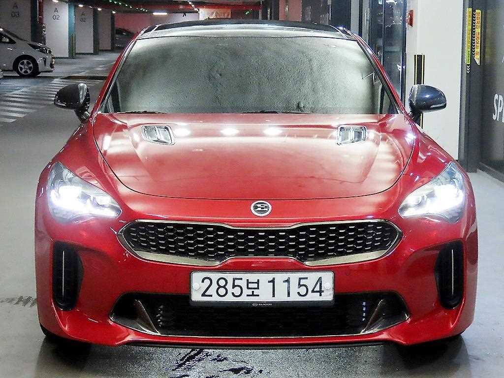 기아 스팅어 가솔린 2.0 터보 2WD 플래티넘 사진 2/20