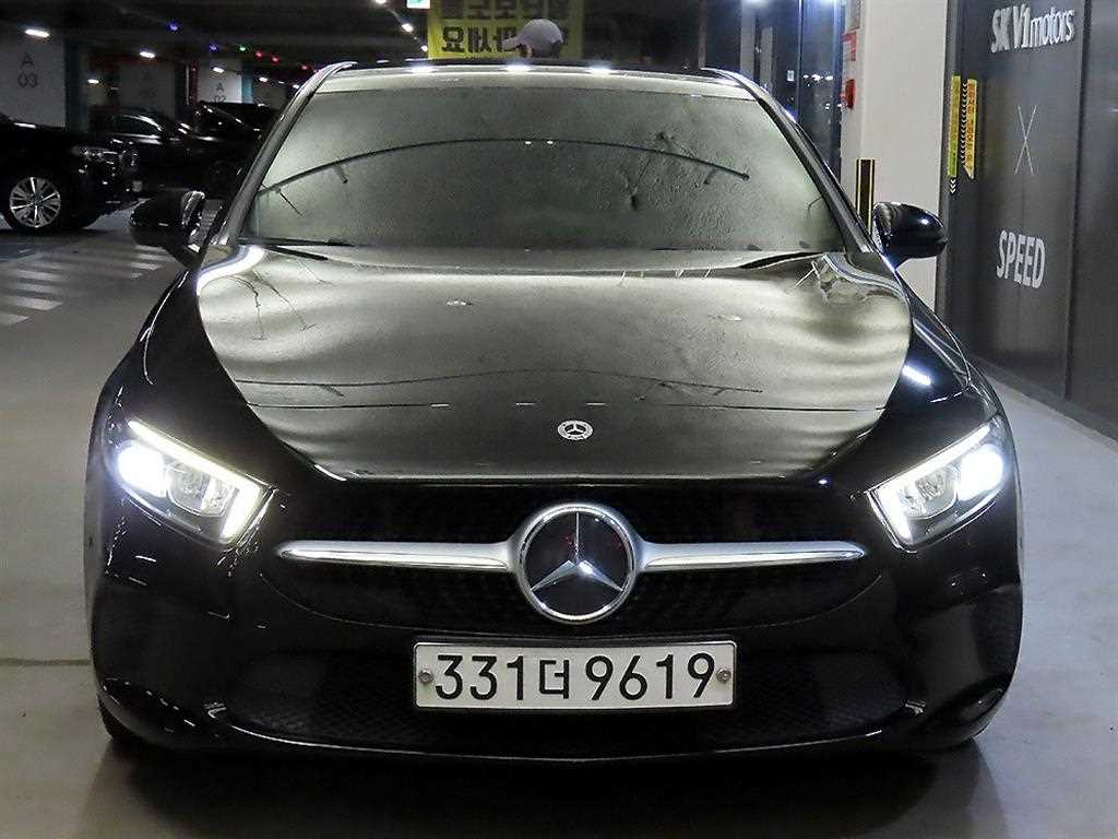 벤츠 A 클래스 A220 해치백 사진 2/20