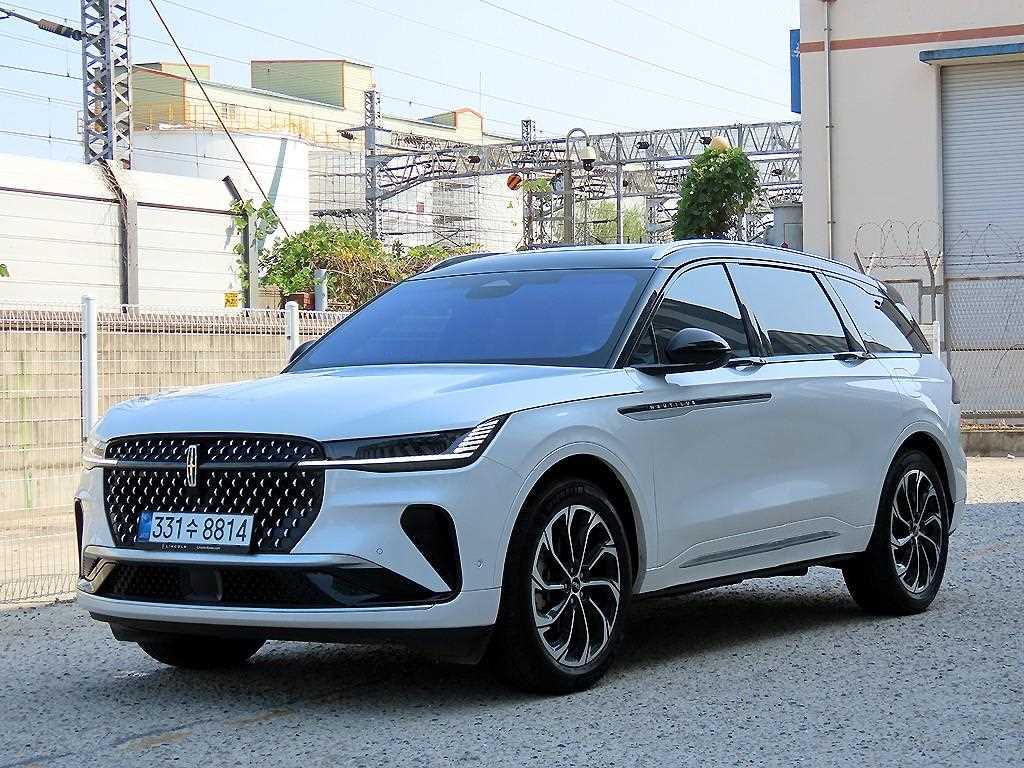 링컨 노틸러스 2.0 리저브 AWD 사진