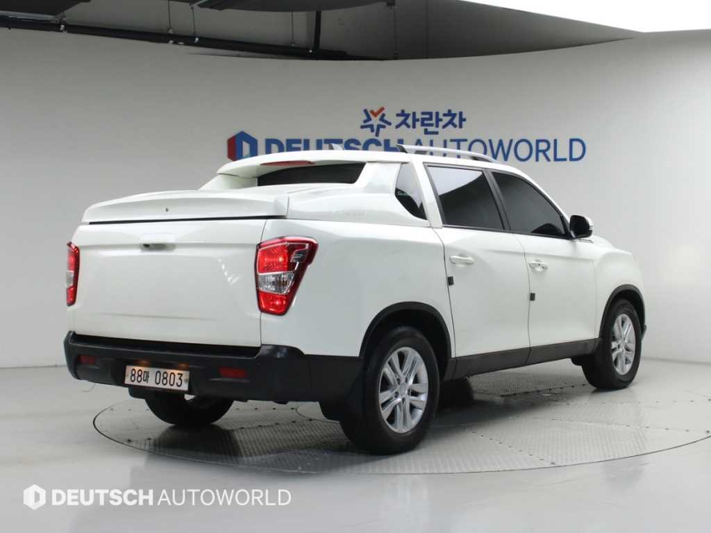KGM 렉스턴 2WD 디젤 2.2 프레스티지 사진 2/20