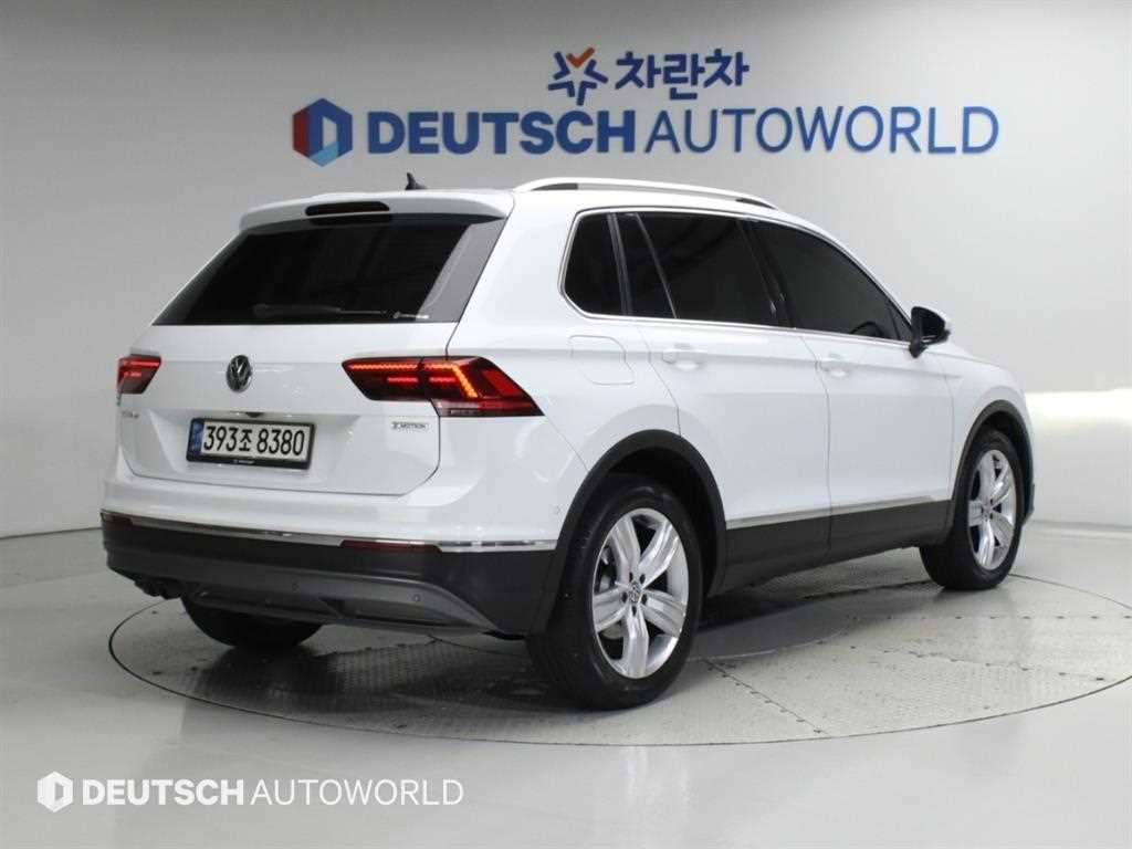 폭스바겐 티구안 2.0 TDI 프레스티지 4모션 사진 2/20