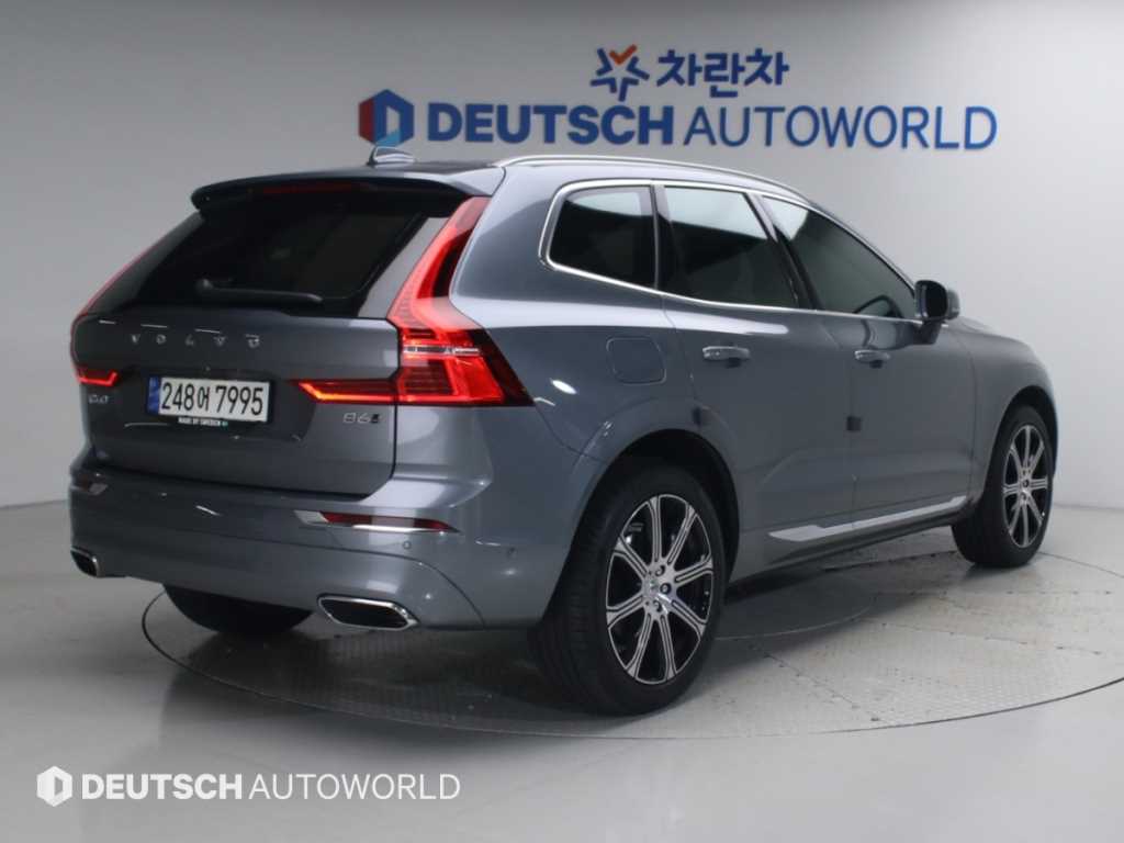 볼보 XC60 B6 AWD 인스크립션 사진 2/20
