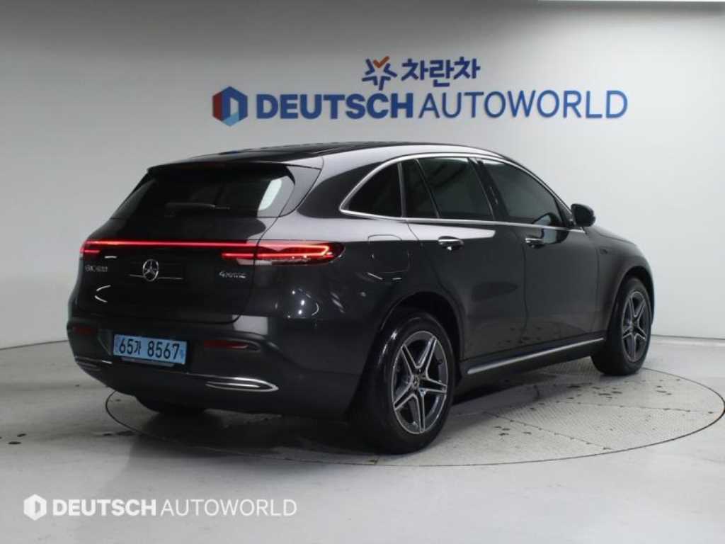 벤츠 EQC 4MATIC 사진 2/19