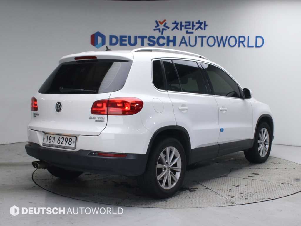 폭스바겐 티구안 2.0 TDI 컴포트 사진 2/20