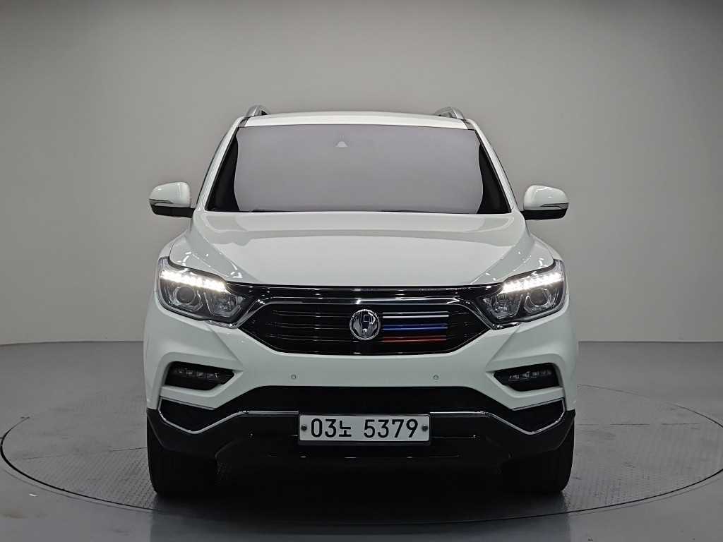 KGM 렉스턴 디젤 2.2 4WD 헤리티지 사진 2/20