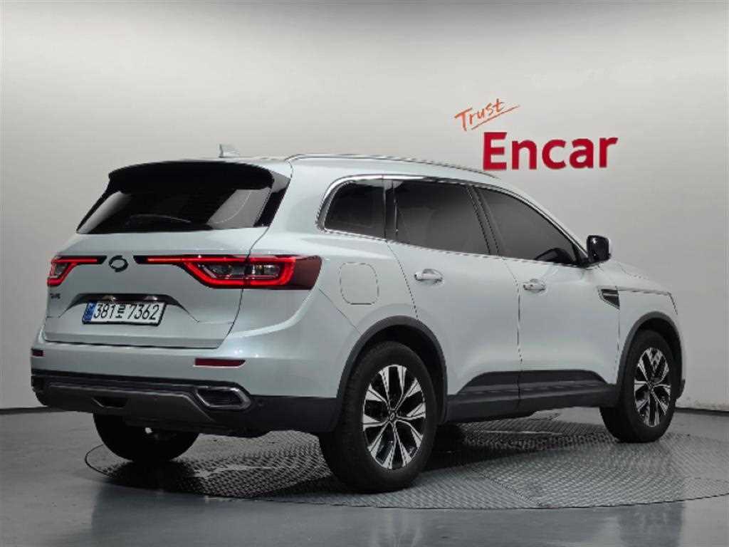르노코리아 QM6 2.0 LPe LE 2WD 사진 2/20
